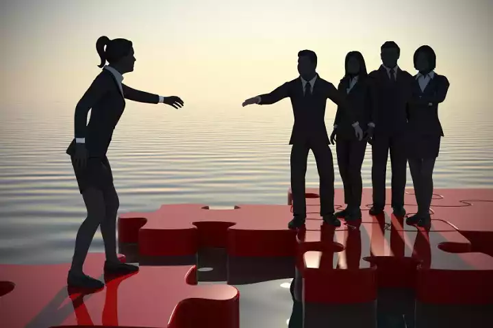 kolay iş bulmak için sosyal çevreyi kullanın