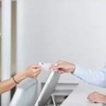 Raporlu Çalışana Maaş Ödemesi